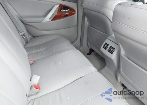 2009 Toyota Camry Le V6/Se V6/Xle V6 z USA, uszkodzony, nr VIN 4T1BK46K59U588966